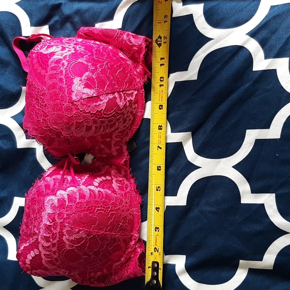 32DDD hot pink bra - Picture 5 of 5